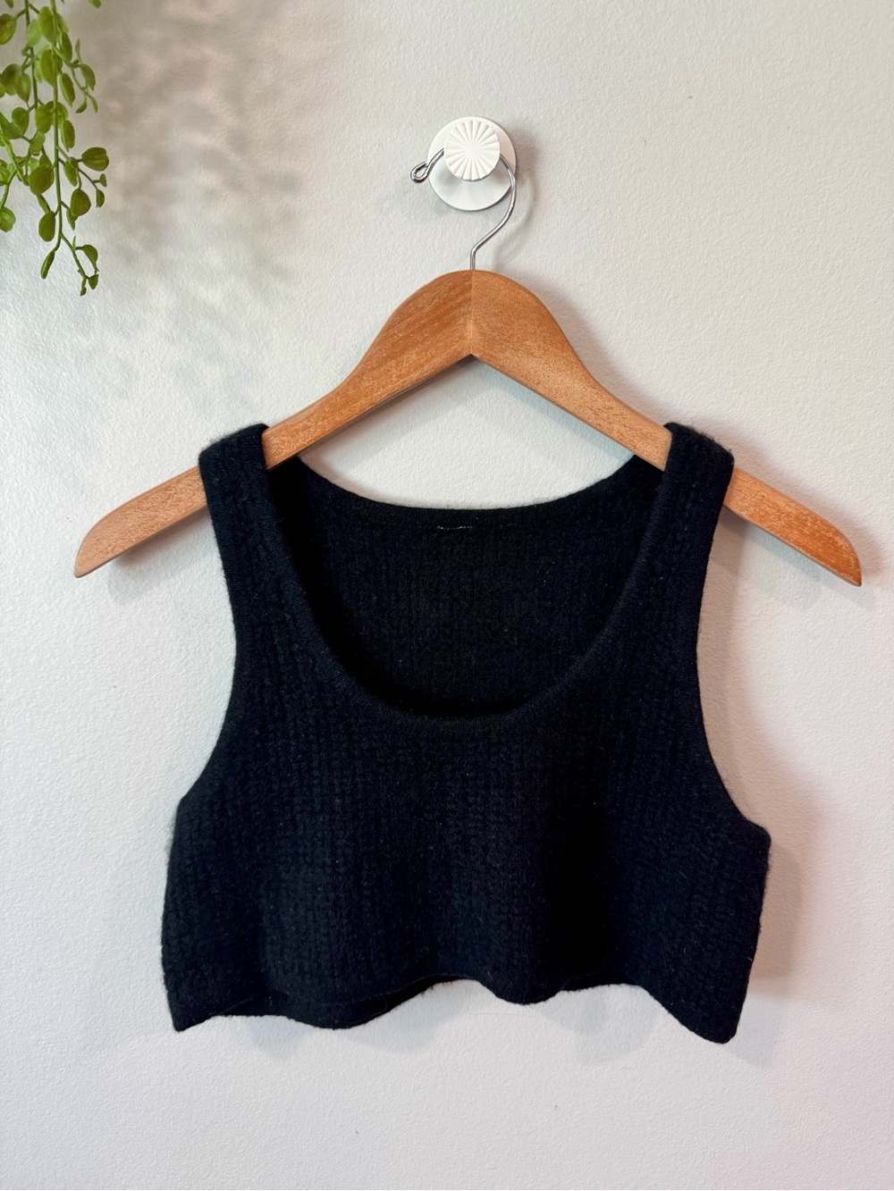 ALO Yoga Cashmere Black Knit Cropped Tank No Size